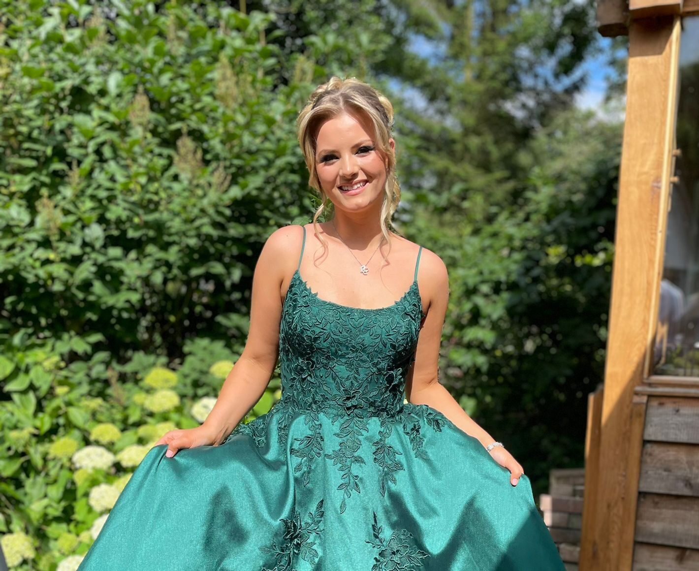 Prom hair and makeup